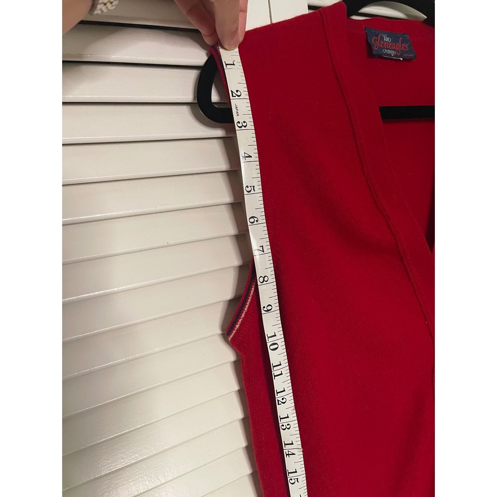 Vintage Gleneagles Grange Scotland Red V-Neck Sweater Vest Collegiate Grandpa - Picture 8 of 9